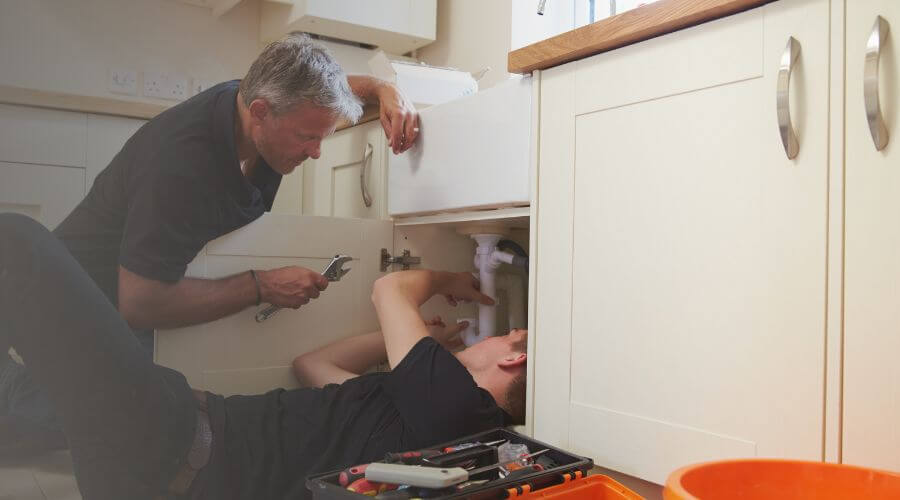 Professional burst pipe repair services in Oskaloosa, KS